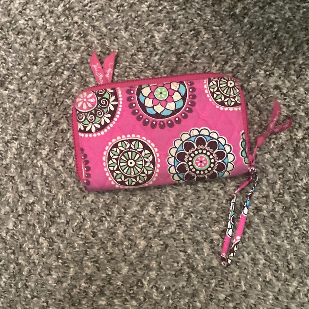 Vera Bradley Wallet in Cupcakes Pink